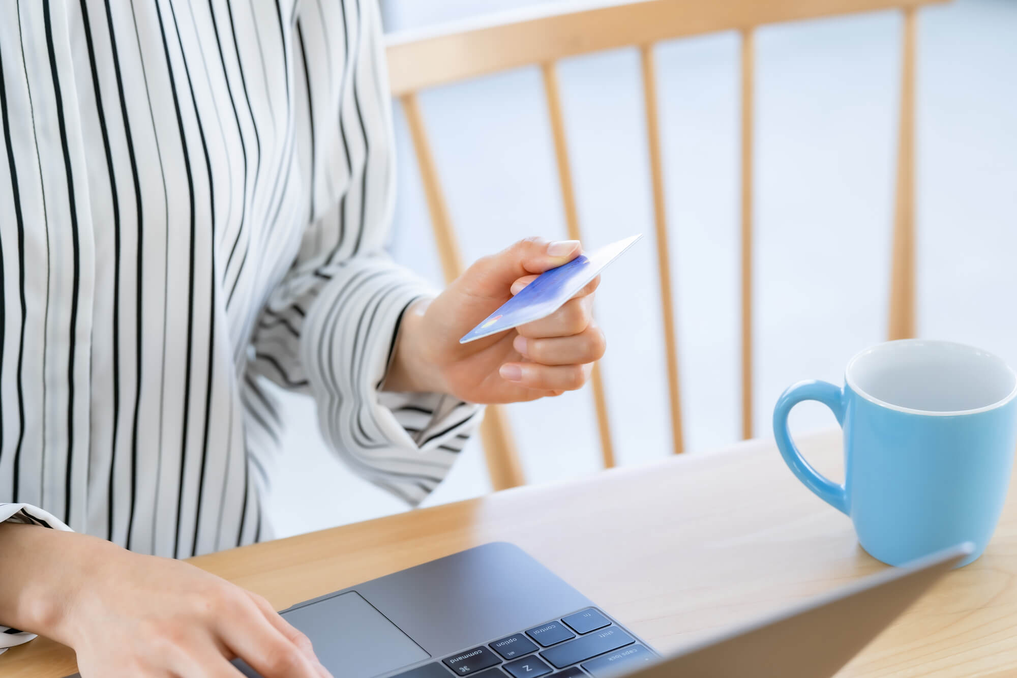 リボ払いは債務整理できる！メリット・デメリットや手続きの流れ、注意点を徹底解説